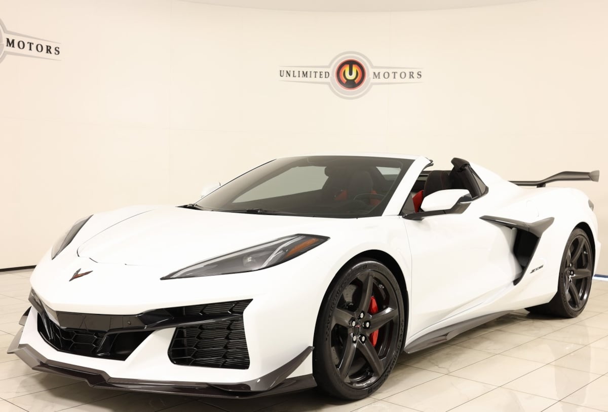 2023 Chevrolet Corvette Z06 3LZ photo 6