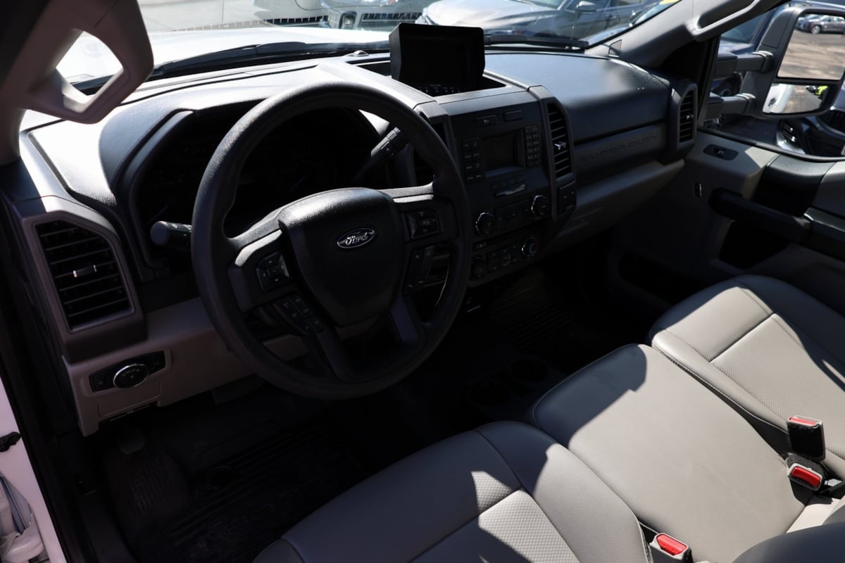2017 Ford F-450 XL photo 12