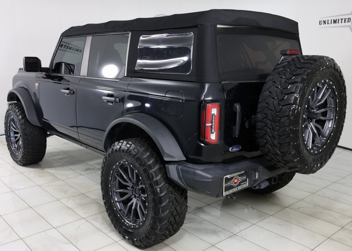 2021 Ford Bronco Badlands photo 3