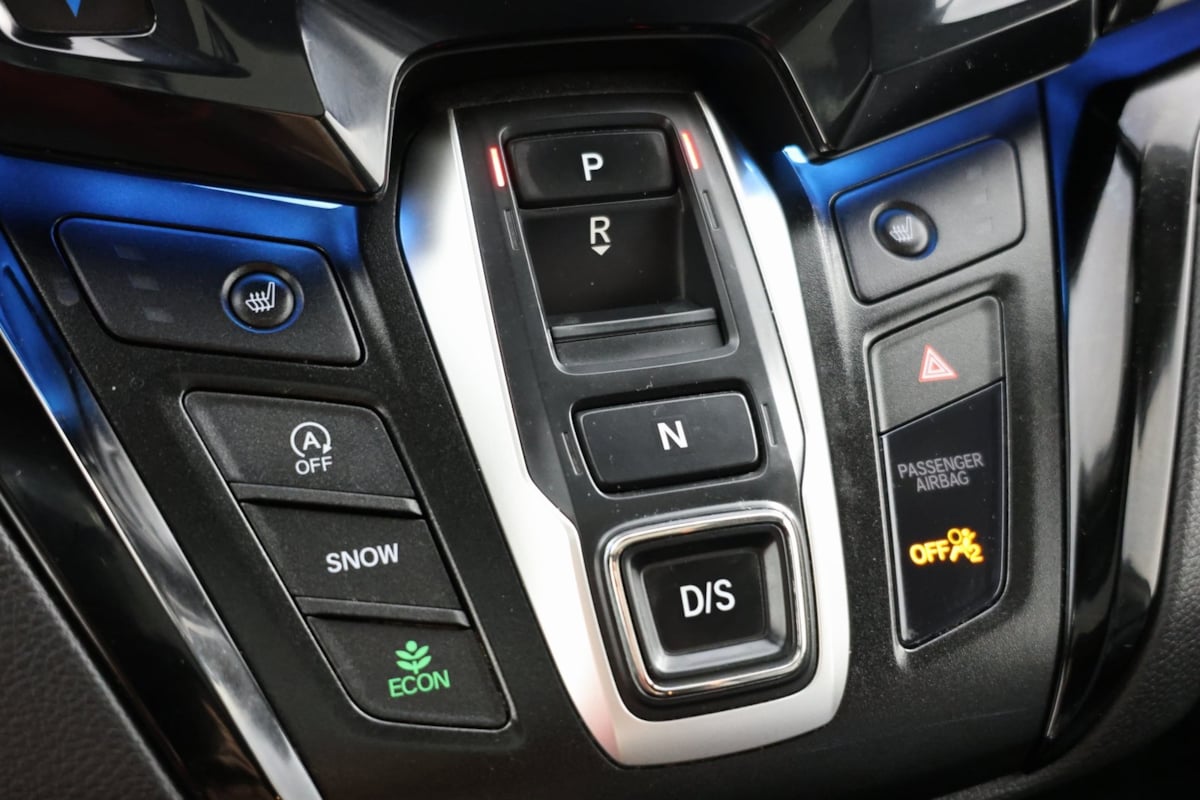 2021 Honda Odyssey Touring photo 3