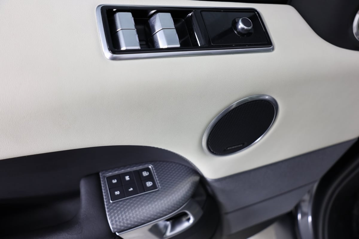 2022 Land Rover Range Rover Sport HST photo 18