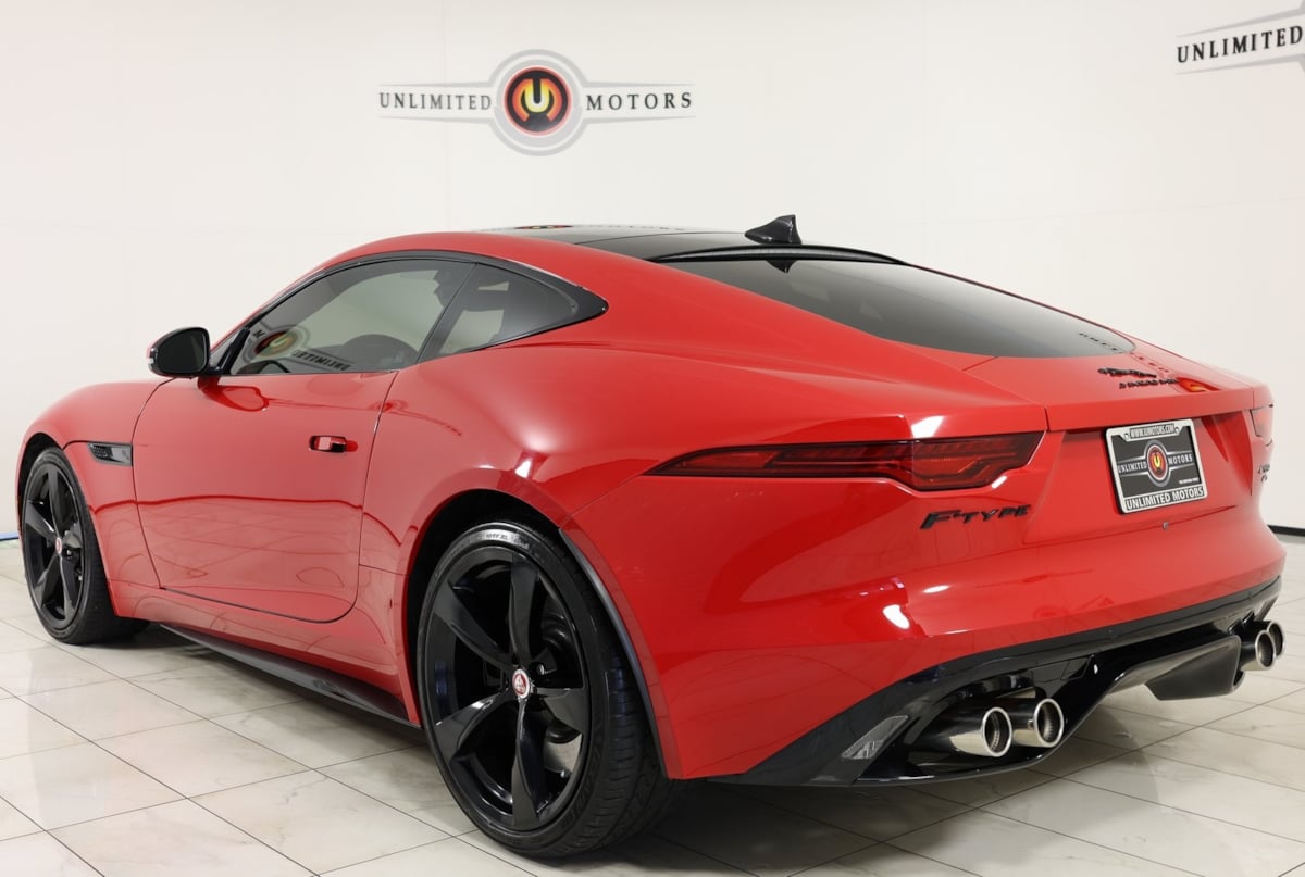 2022 Jaguar F-TYPE P450 R-Dynamic photo 4