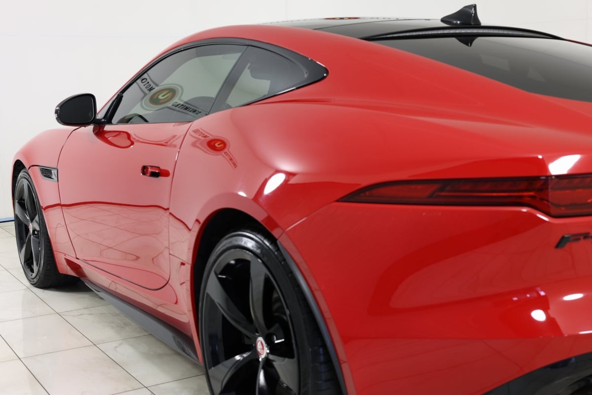 2022 Jaguar F-TYPE P450 R-Dynamic photo 41