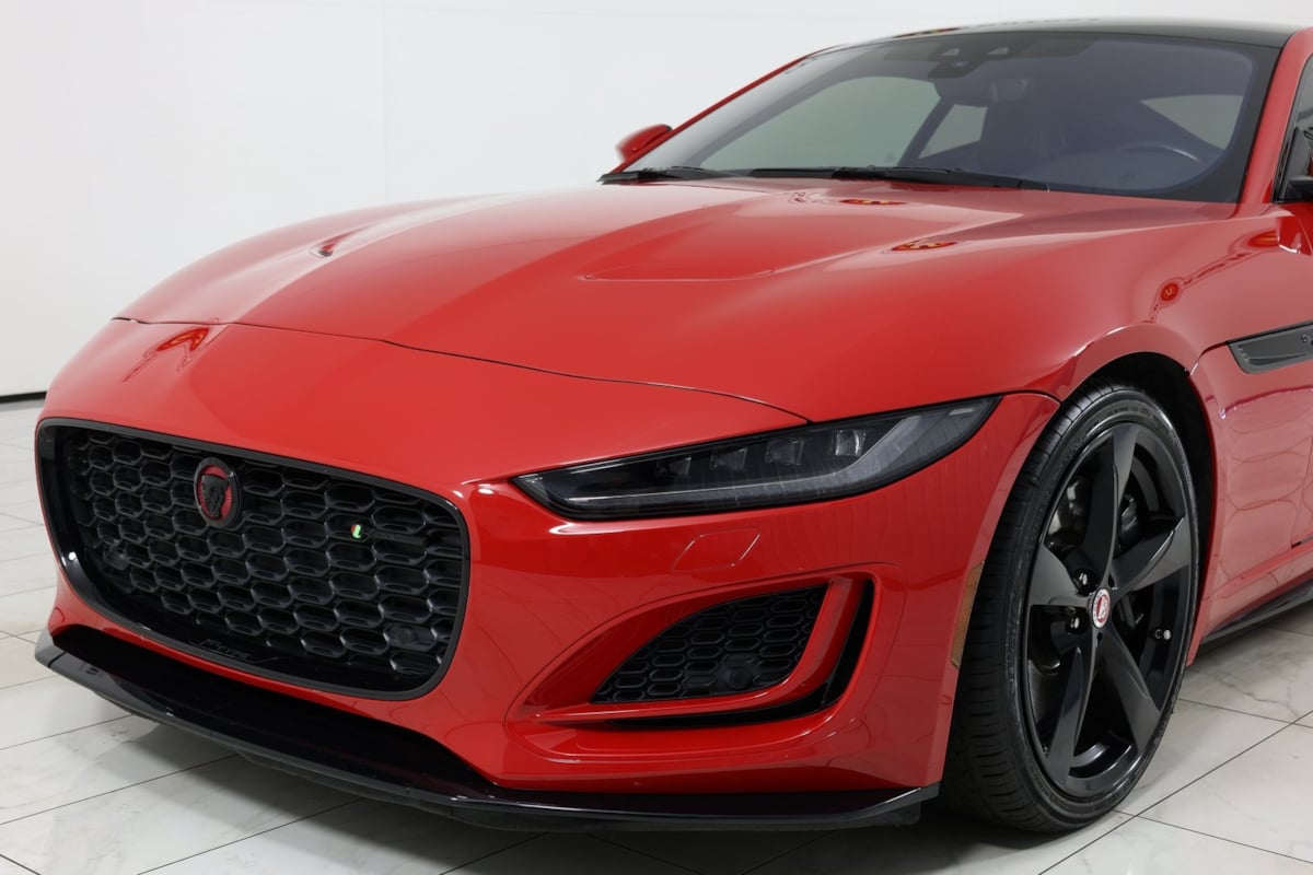 2022 Jaguar F-TYPE P450 R-Dynamic photo 42