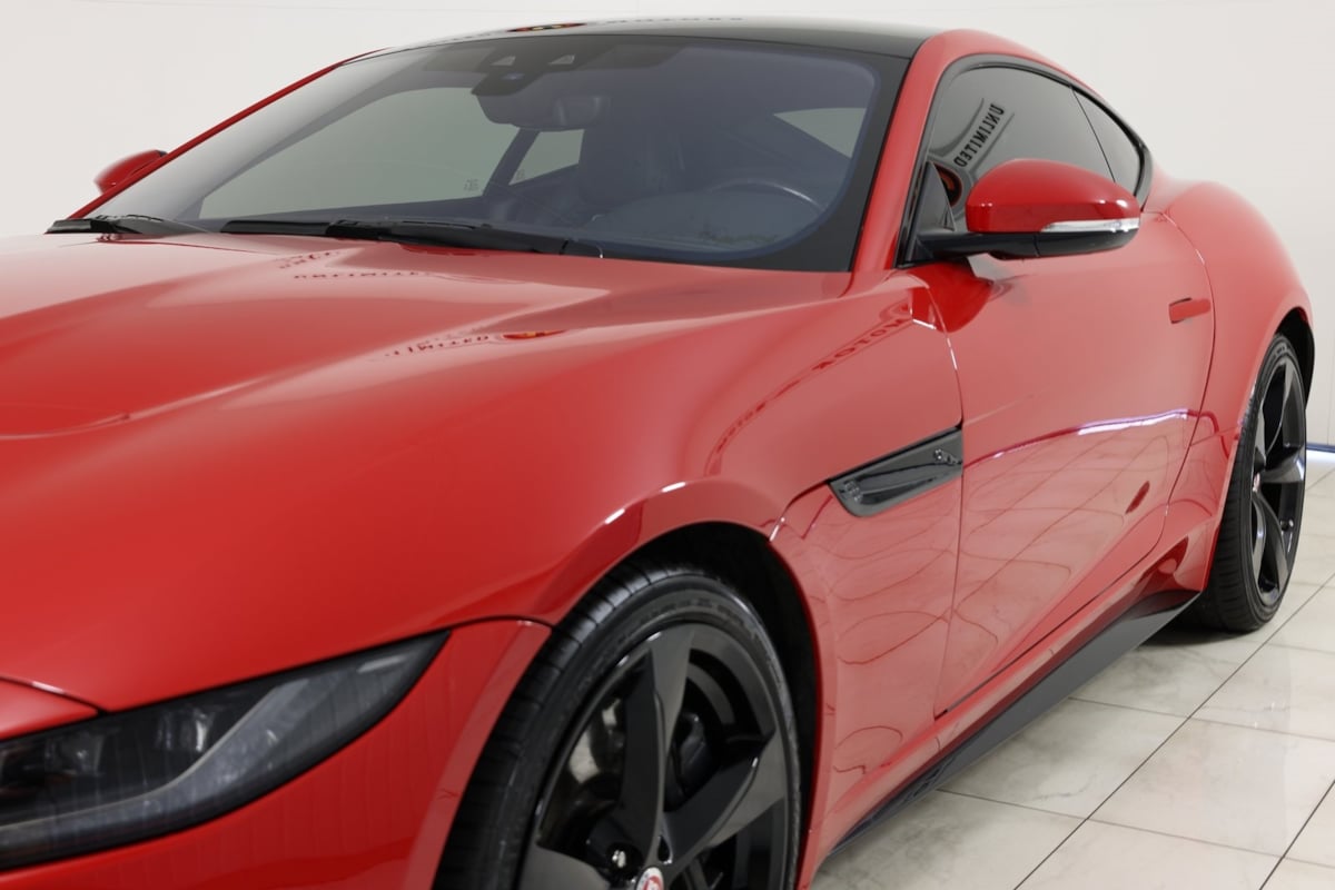 2022 Jaguar F-TYPE P450 R-Dynamic photo 43