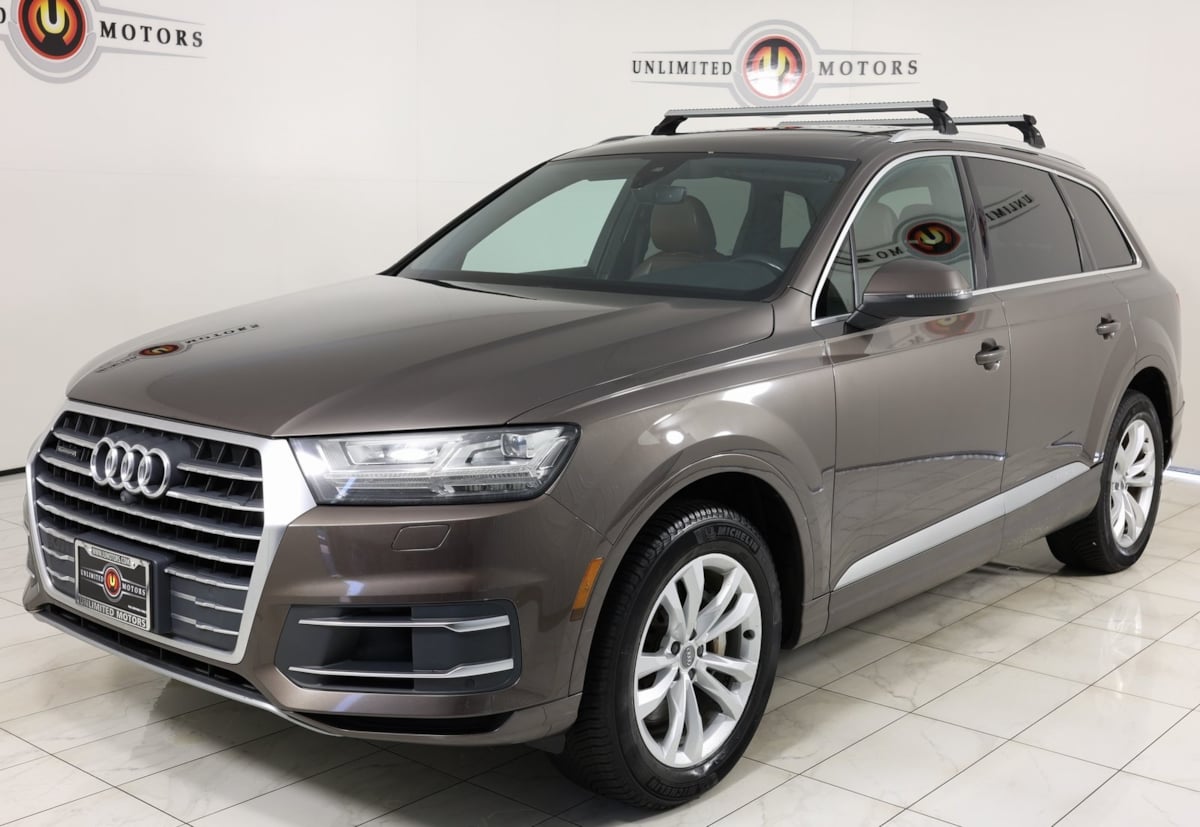 2017 Audi Q7 Premium Plus photo 2