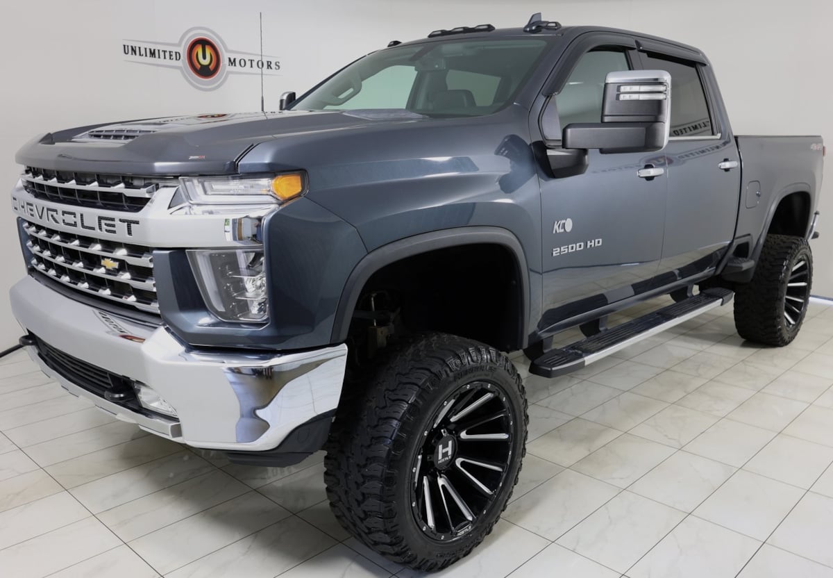 2020 Chevrolet Silverado 2500HD LTZ photo 2