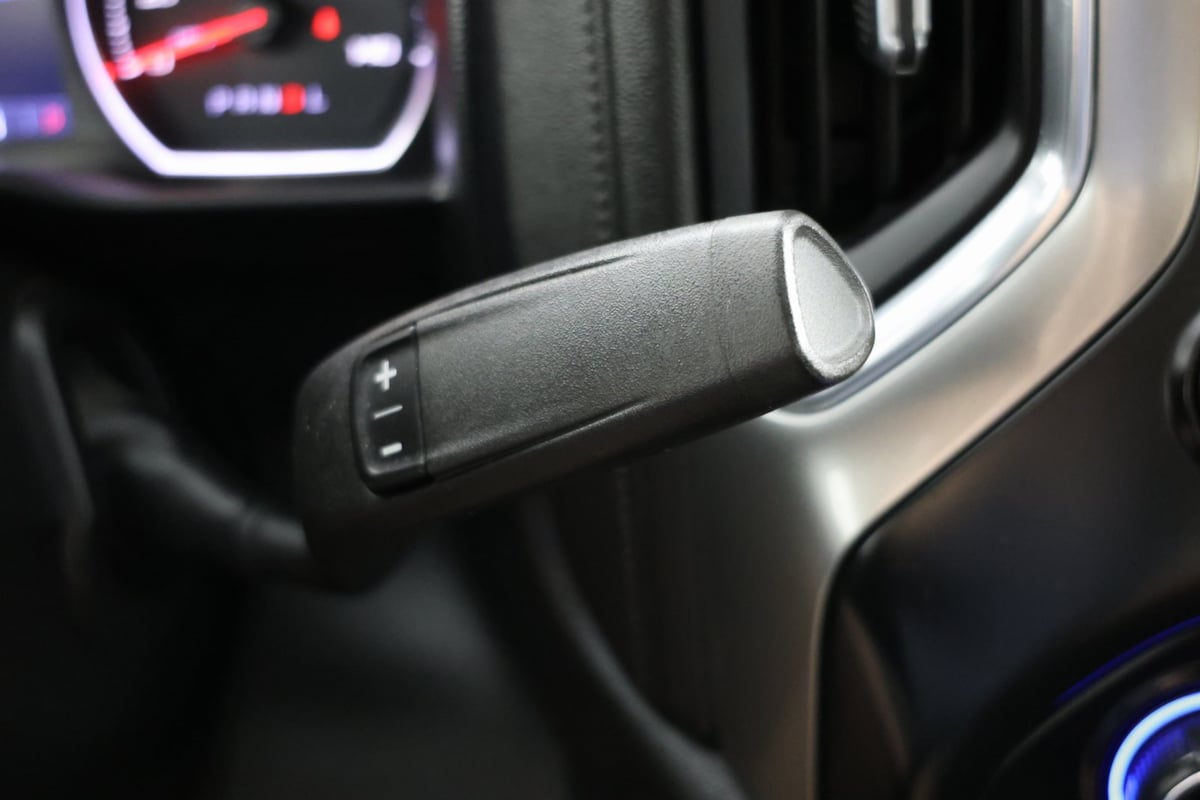 2020 Chevrolet Silverado 2500HD LTZ photo 3