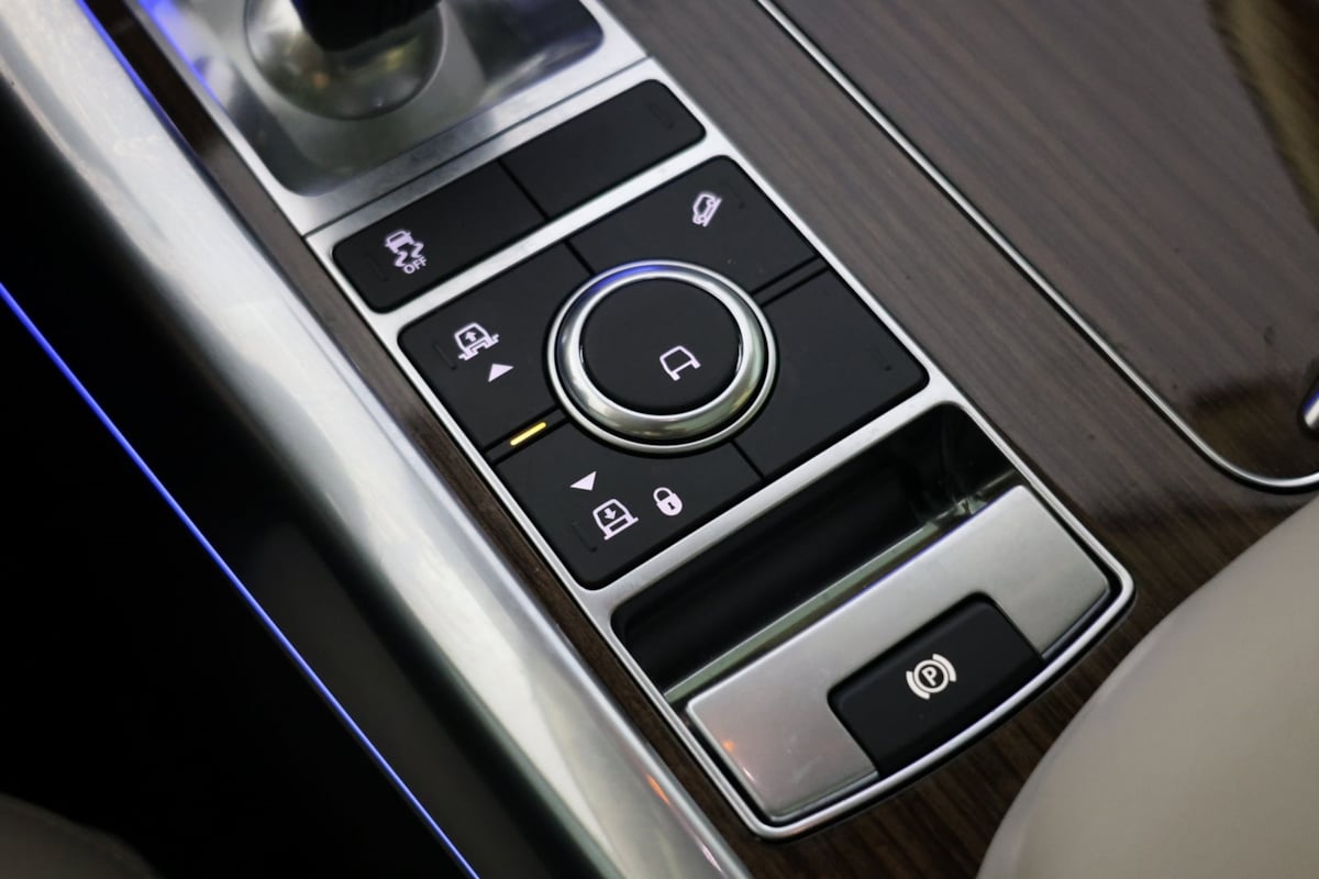 2021 Land Rover Range Rover Sport HSE Silver Edition photo 24