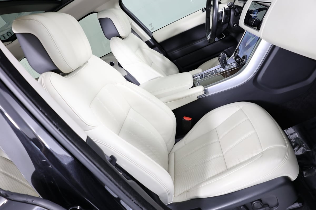 2021 Land Rover Range Rover Sport HSE Silver Edition photo 27