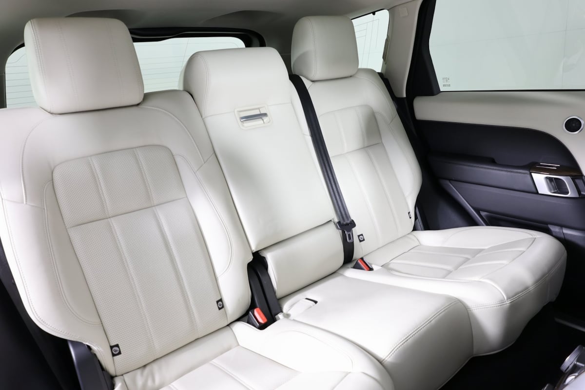 2021 Land Rover Range Rover Sport HSE Silver Edition photo 28