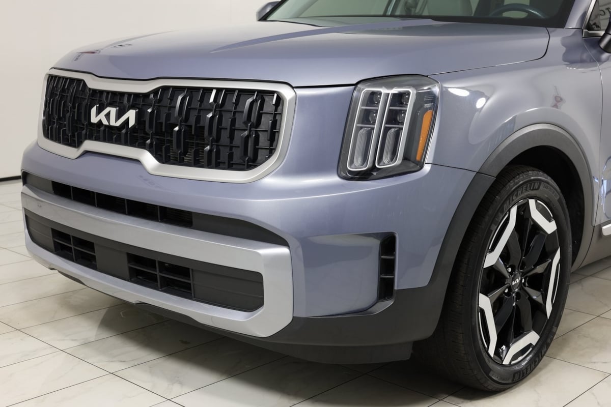 2023 Kia Telluride EX photo 40