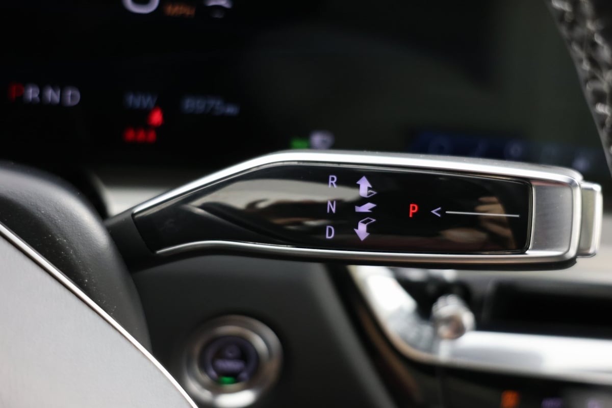 2024 Cadillac Lyriq Luxury photo 6