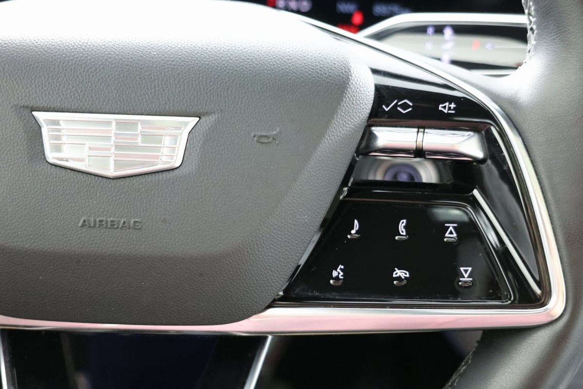 2024 Cadillac Lyriq Luxury photo 21