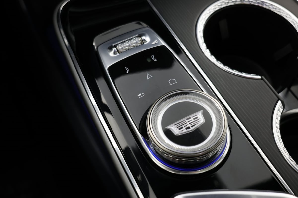 2024 Cadillac Lyriq Luxury photo 22
