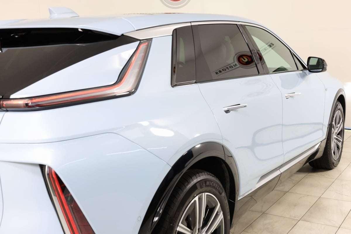 2024 Cadillac Lyriq Luxury photo 31