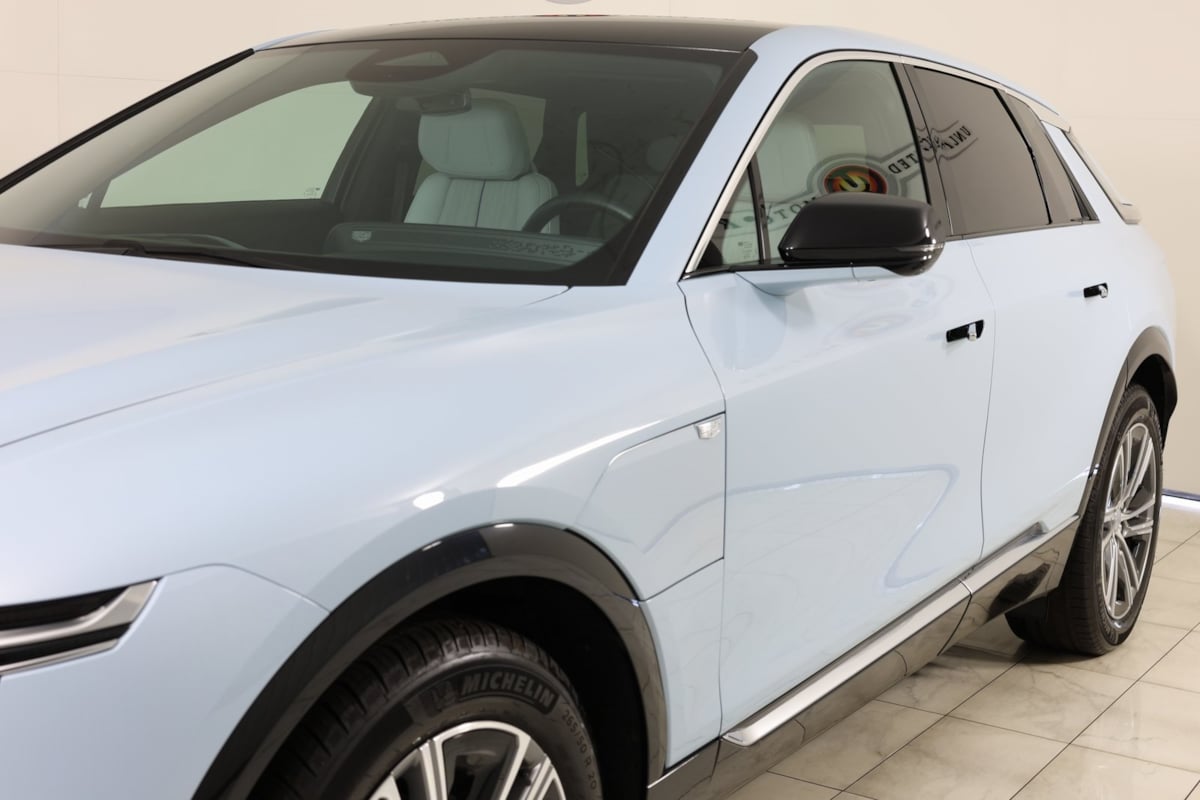2024 Cadillac Lyriq Luxury photo 36