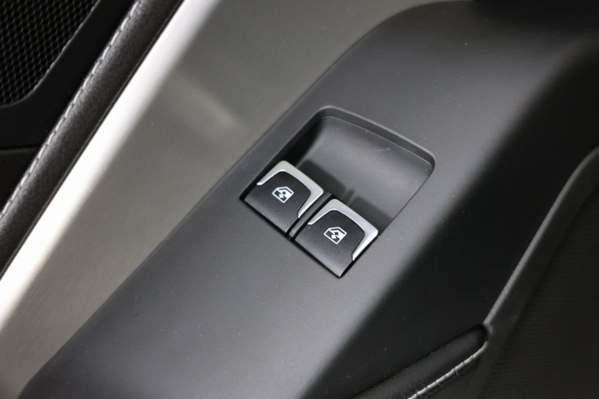 2015 Chevrolet Corvette Stingray 1LT photo 16