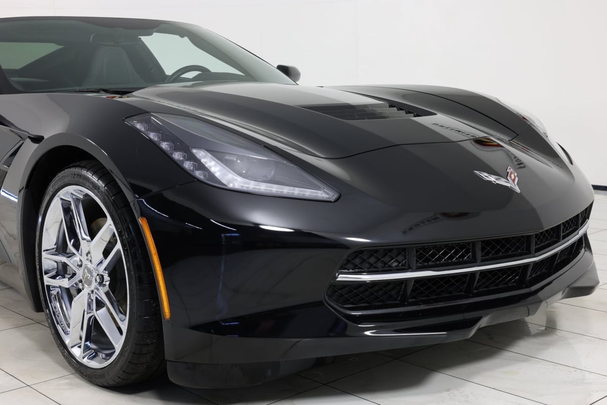 2015 Chevrolet Corvette Stingray 1LT photo 37
