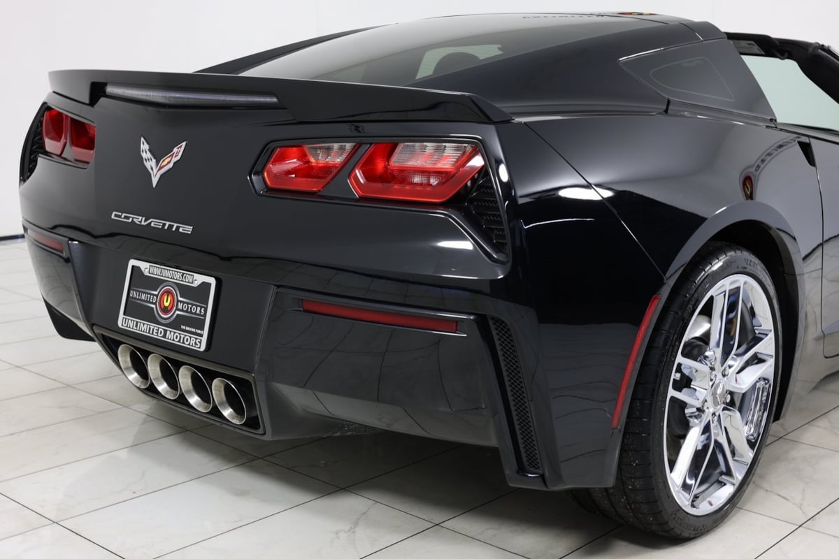 2015 Chevrolet Corvette Stingray 1LT photo 39