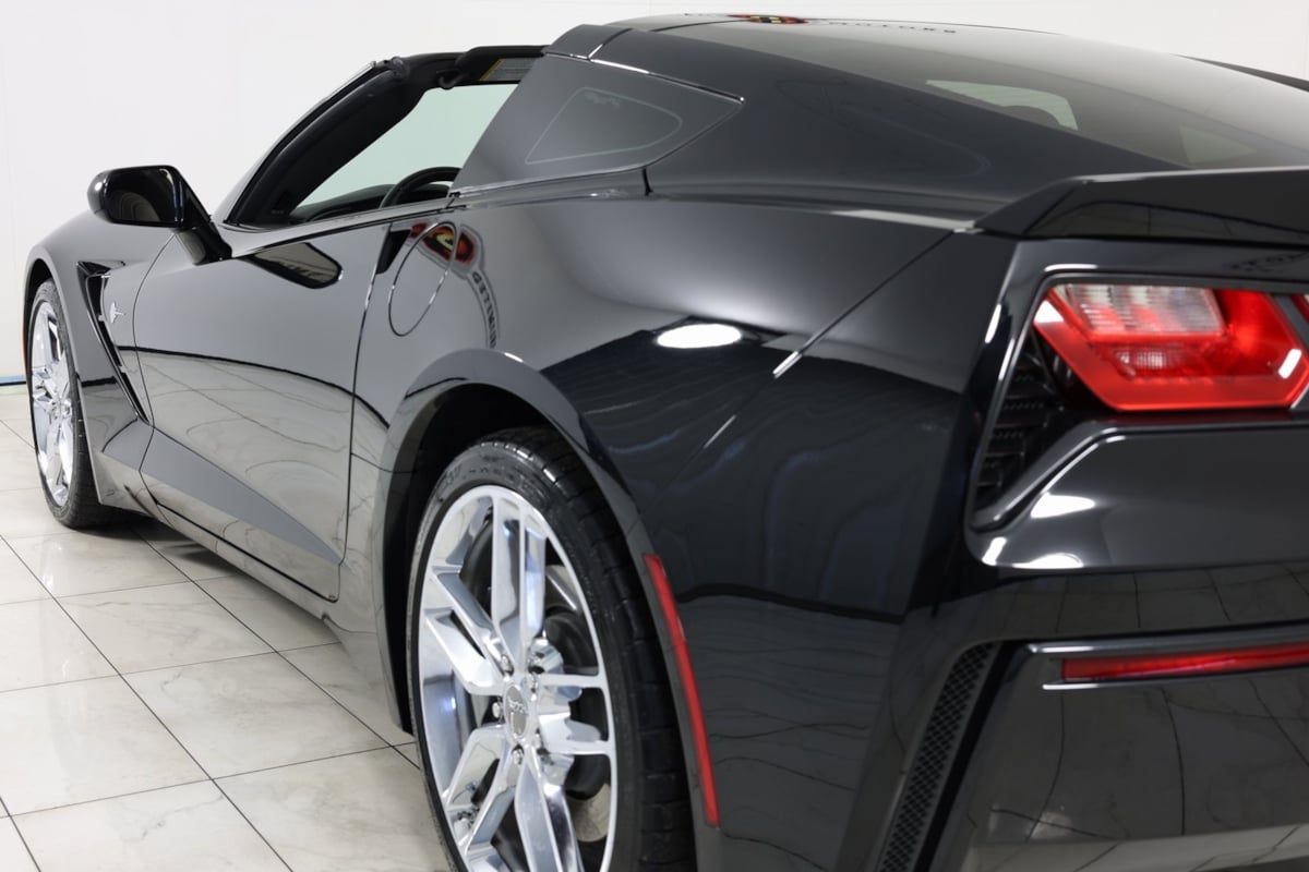 2015 Chevrolet Corvette Stingray 1LT photo 42