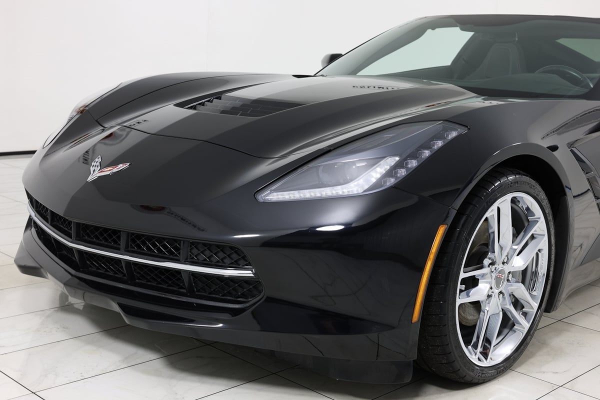 2015 Chevrolet Corvette Stingray 1LT photo 43
