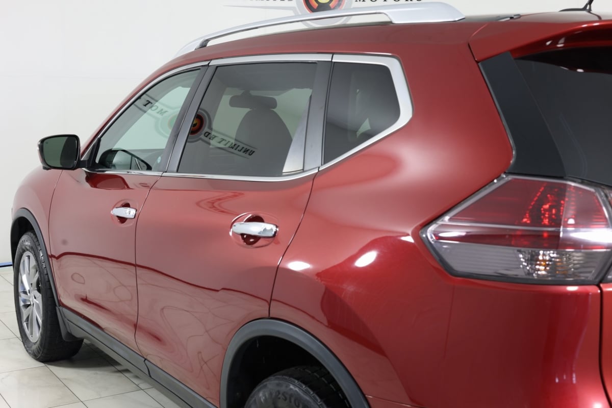 2015 Nissan Rogue SL photo 38