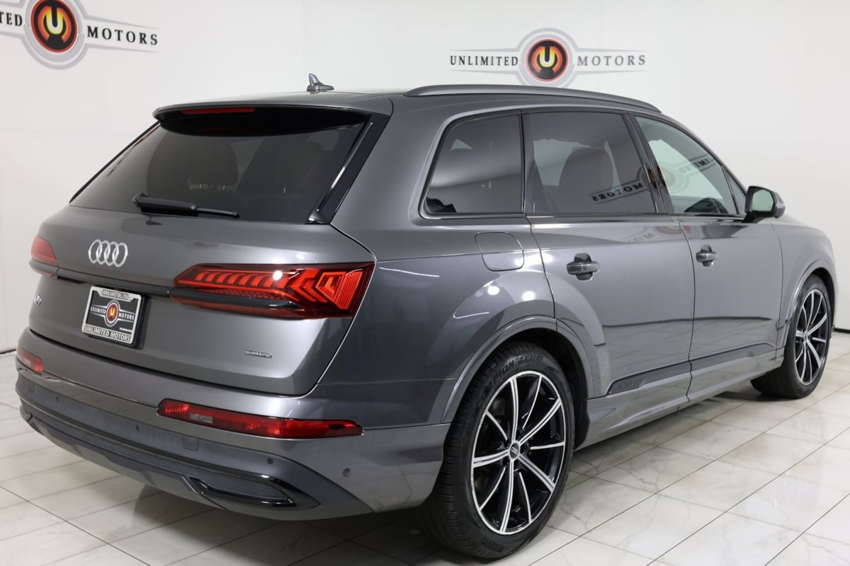 2022 Audi Q7 Prestige photo 2