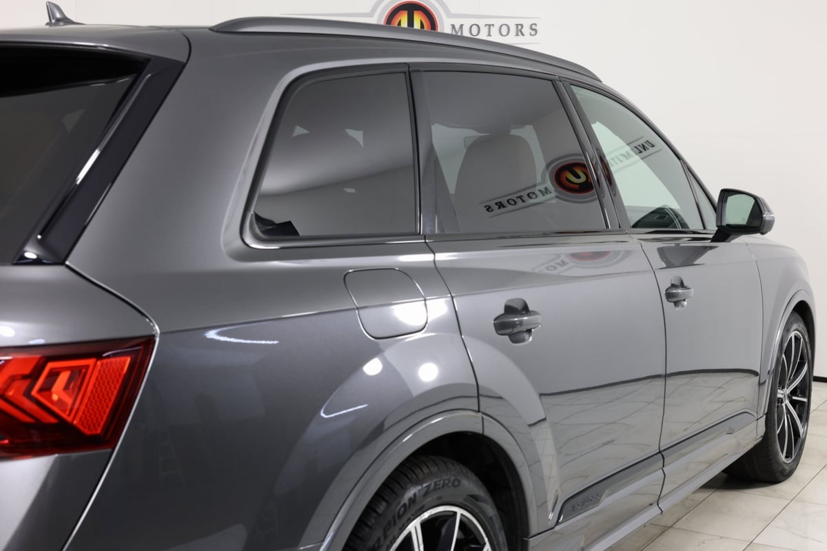 2022 Audi Q7 Prestige photo 40