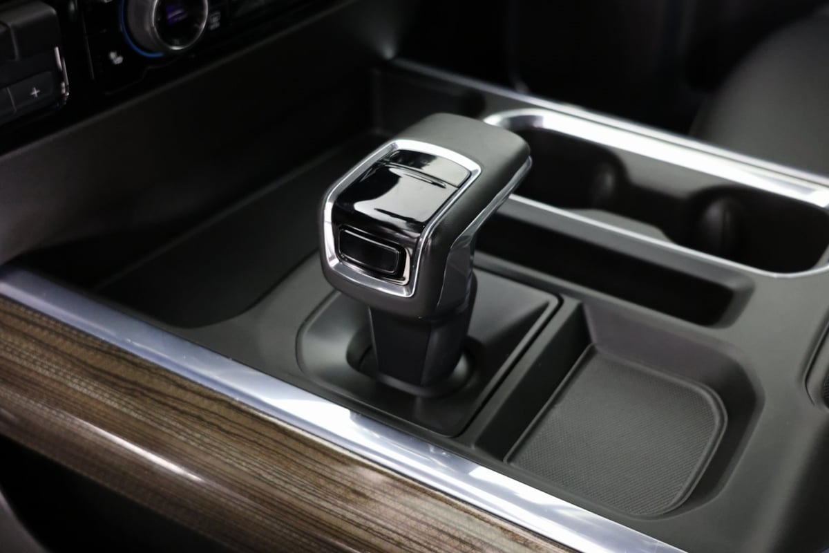 2024 Chevrolet Silverado 1500 RST photo 3