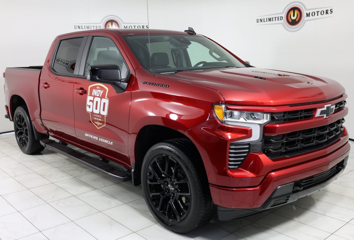 2024 Chevrolet Silverado 1500 RST photo 27
