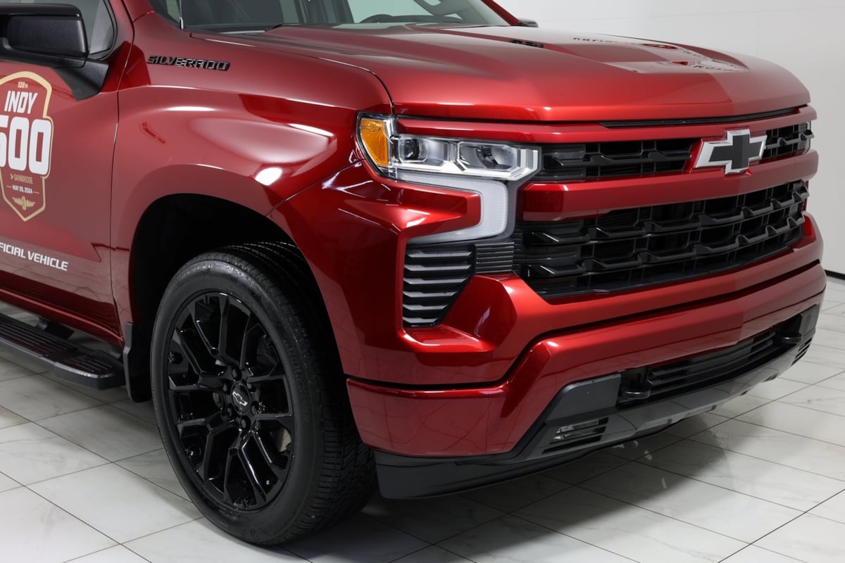 2024 Chevrolet Silverado 1500 RST photo 30