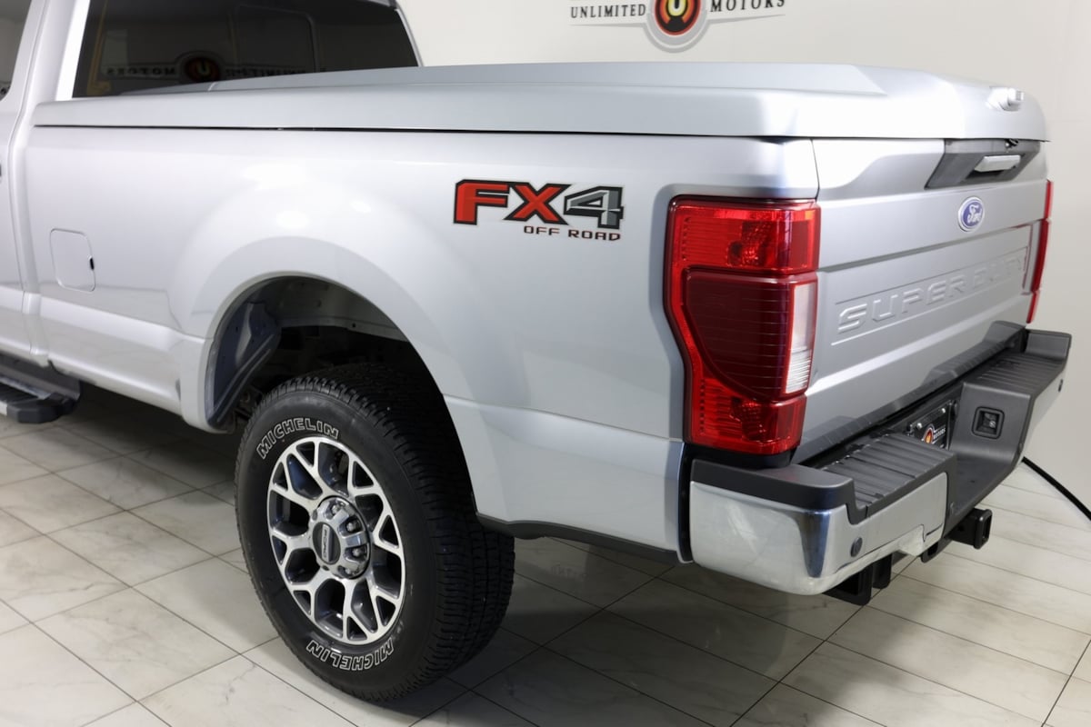 2022 Ford F-350 Lariat photo 40