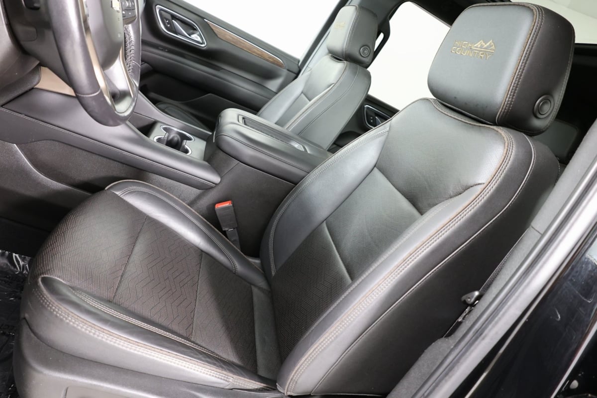 2021 Chevrolet Suburban High Country photo 8