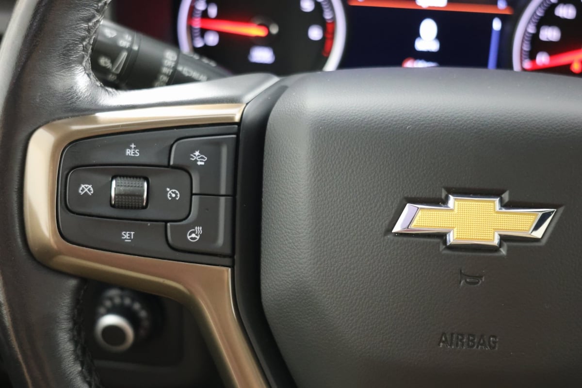 2021 Chevrolet Suburban High Country photo 25