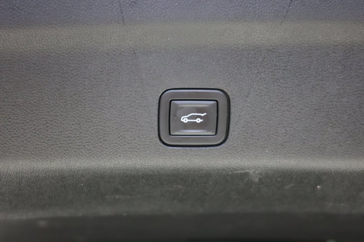 2021 Chevrolet Suburban High Country photo 43