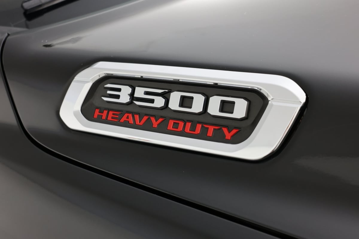 2022 Ram 3500 Longhorn photo 13