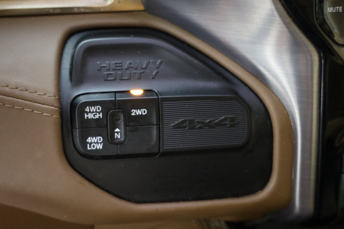 2022 Ram 3500 Longhorn photo 15