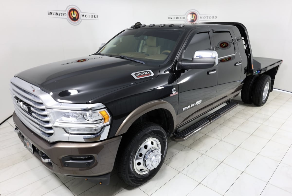 2022 Ram 3500 Longhorn photo 28