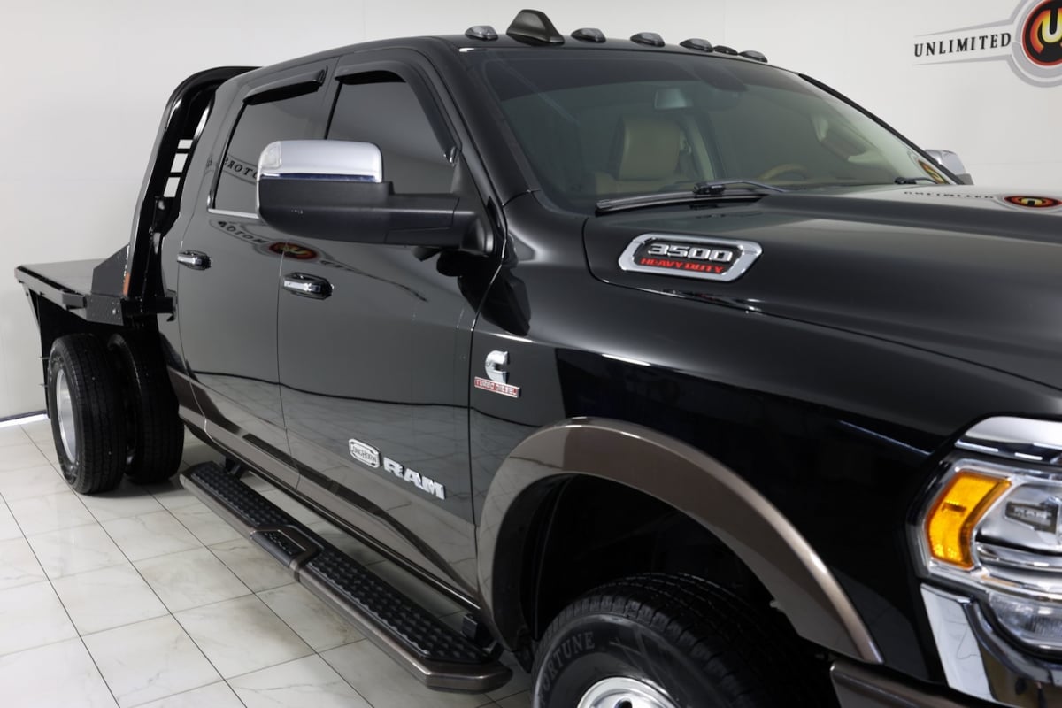2022 Ram 3500 Longhorn photo 31