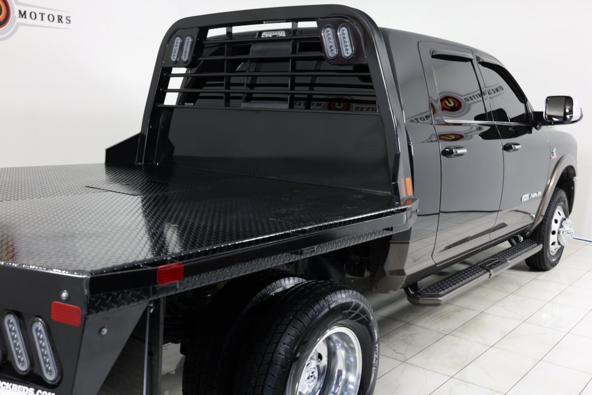 2022 Ram 3500 Longhorn photo 36