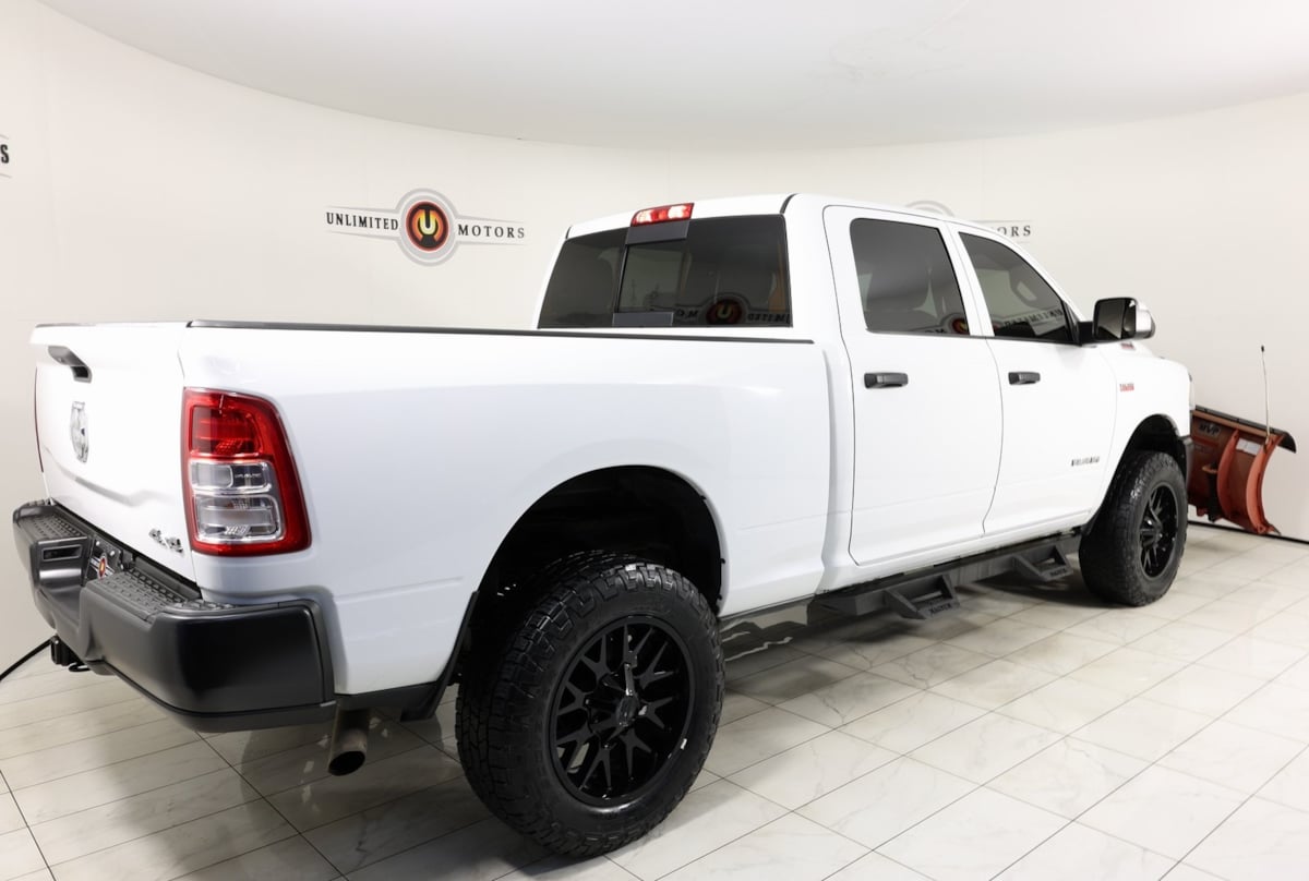 2022 Ram 2500 Tradesman photo 2