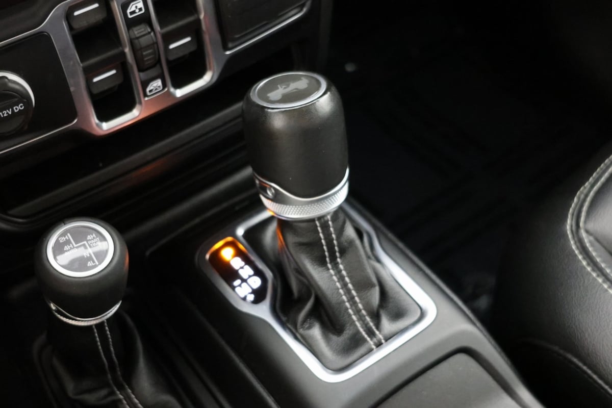 2023 Jeep Wrangler 4xe Sahara photo 5