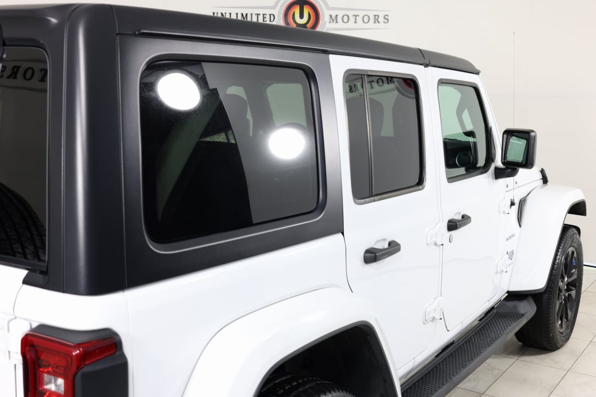 2023 Jeep Wrangler 4xe Sahara photo 35