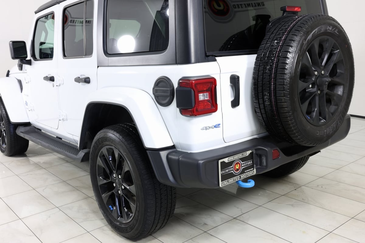 2023 Jeep Wrangler 4xe Sahara photo 36