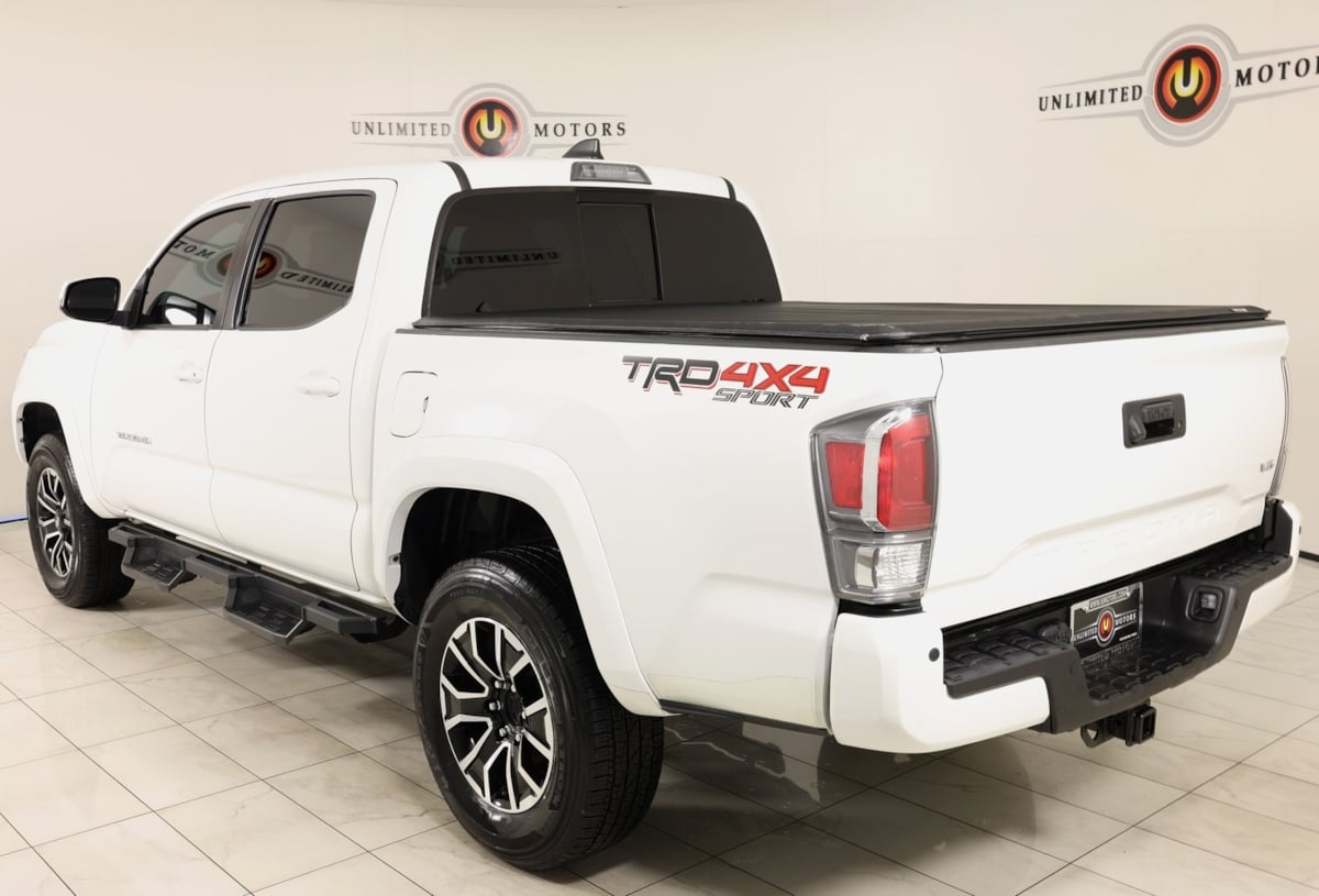 2023 Toyota Tacoma TRD Sport photo 4