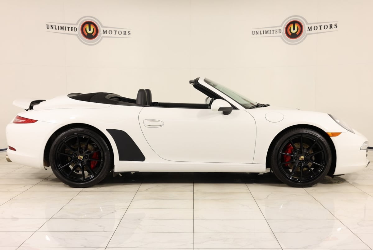2012 Porsche 911 Cabriolet photo 2