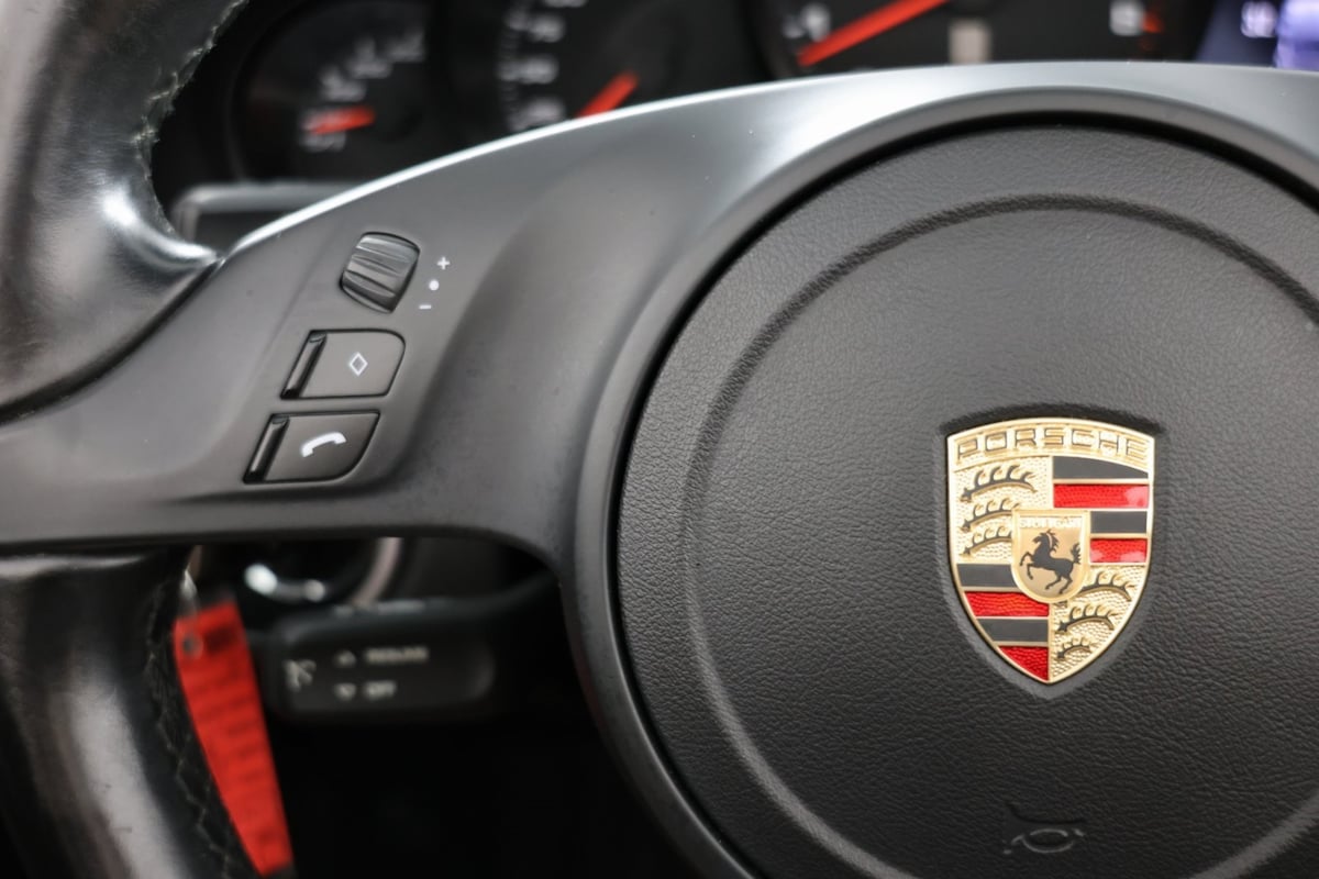 2012 Porsche 911 Cabriolet photo 22