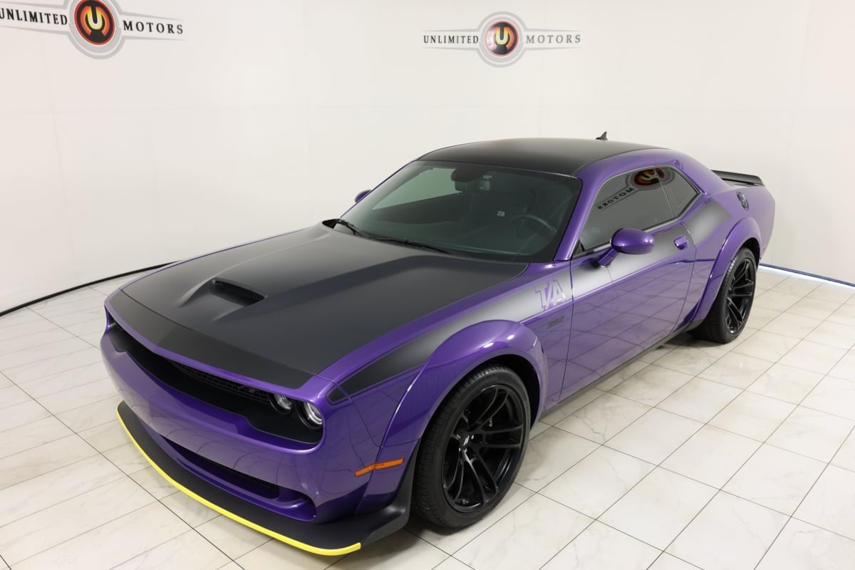 2023 Dodge Challenger R/T Scat Pack Widebody photo 26