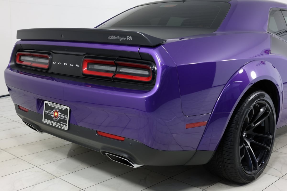 2023 Dodge Challenger R/T Scat Pack Widebody photo 30